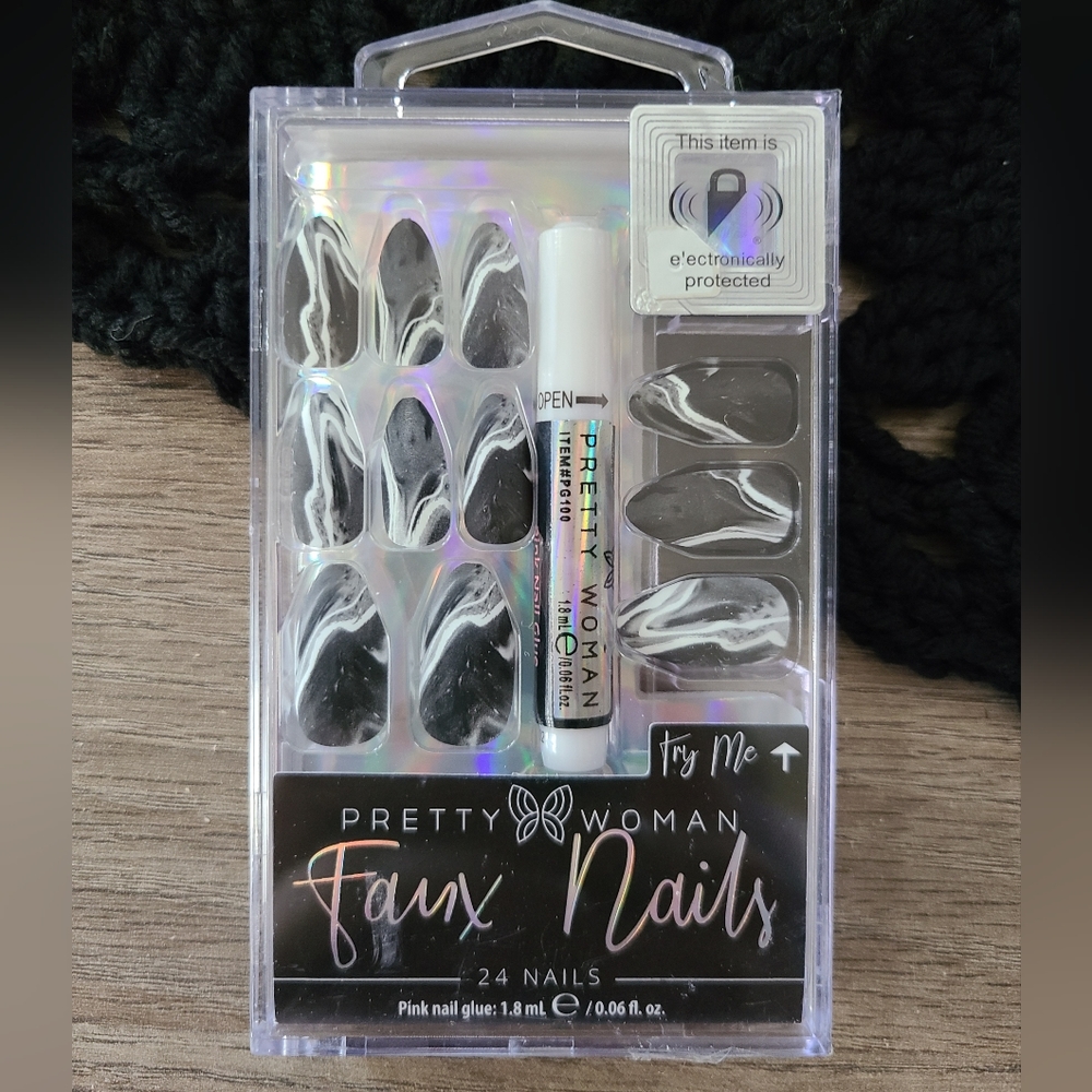 Faux nail set, black and silver nails, matte painted print fake nails